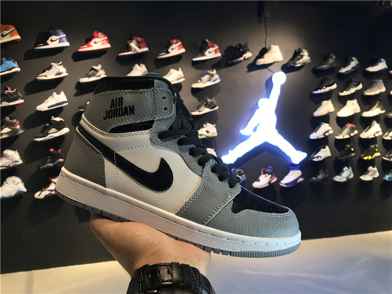 Air Jordan 1 Retro 332550 024